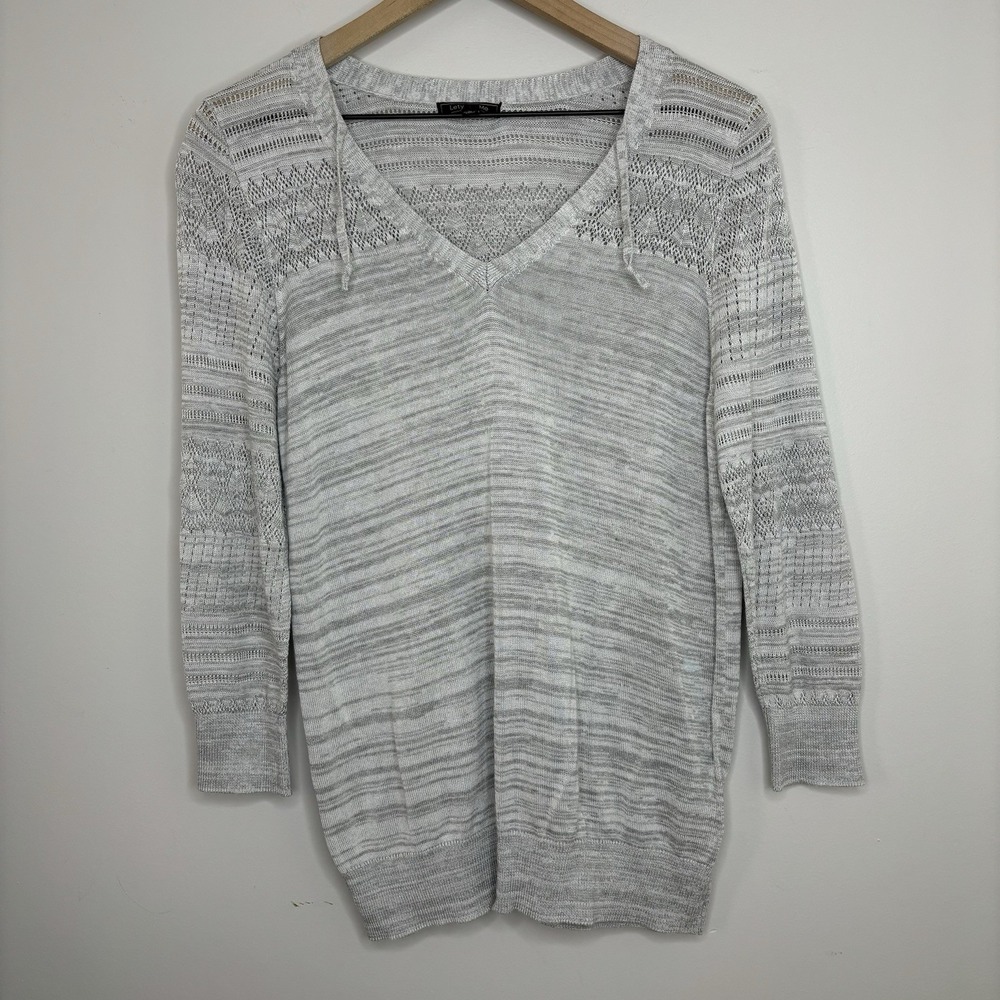 Lety‎ & Me Women's Gray Top Medium Boho Long Sleeve Lightweight Casual Sweater
